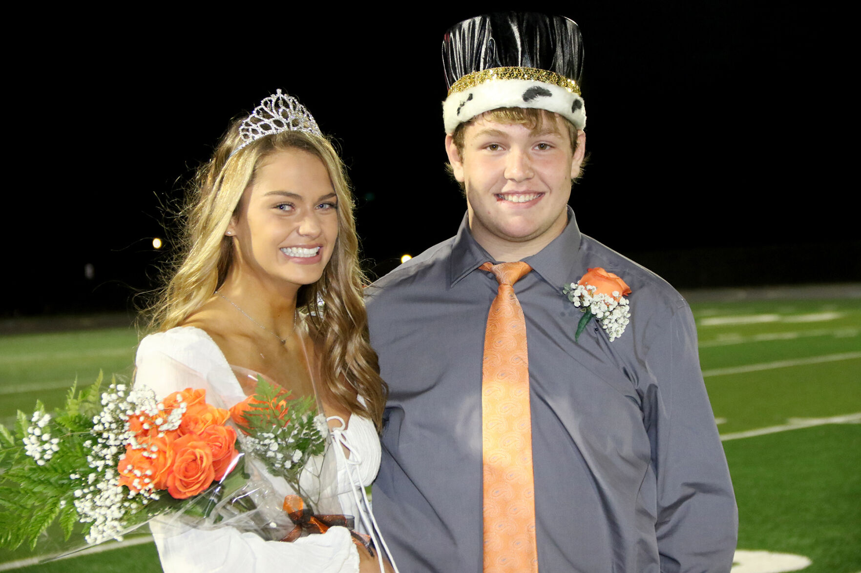 CHS crowns homecoming queen, king